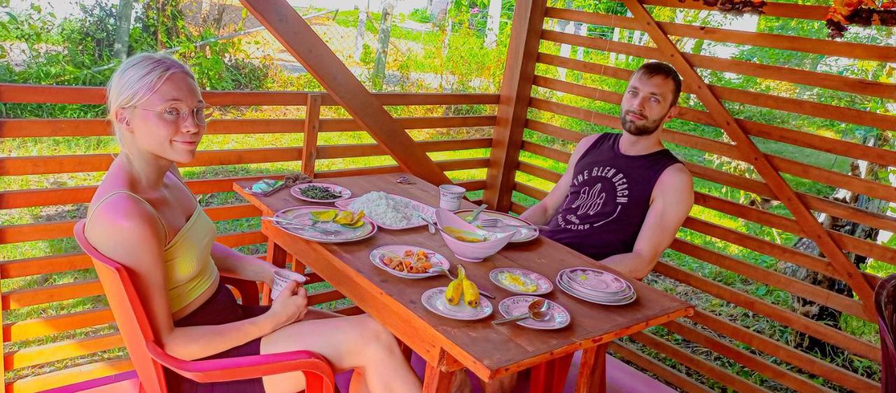 Happy morning bliss Bed and Breakfast Mirissa Eksteriør billede